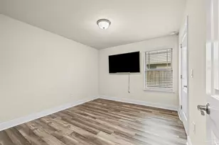 5143 Carmell Ridge Cir, Milton, FL 32570 - Photo 9