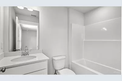 8625 Russellcross Blvd, Pensacola, FL 32507 - Photo 9