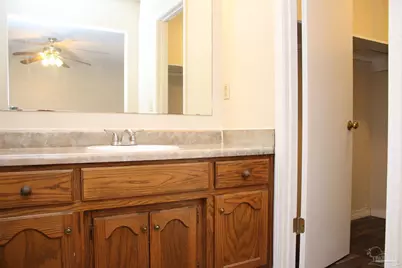 7608 Wilshire Rd, Pensacola, FL 32526 - Photo 9