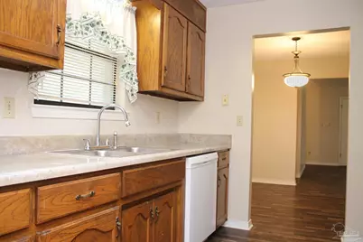 7608 Wilshire Rd, Pensacola, FL 32526 - Photo 5