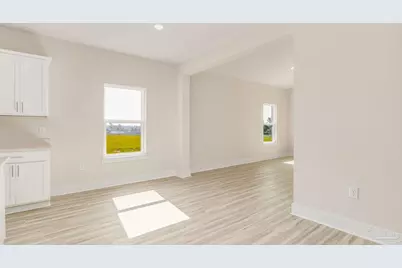 5912 Pelagic Dr, Milton, FL 32583 - Photo 9