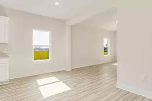 5912 Pelagic Dr, Milton, FL 32583 - Photo 9