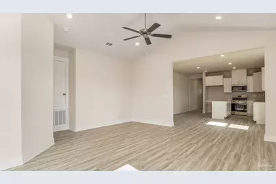 5912 Pelagic Dr, Milton, FL 32583 - Photo 11