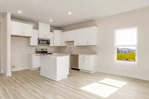 5912 Pelagic Dr, Milton, FL 32583 - Photo 7