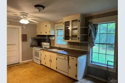 11150 Hwy 97, Walnut Hill, FL 32568 - Photo 9