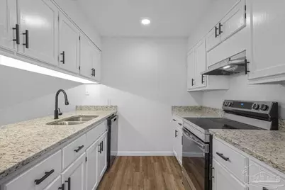 2301 W Michigan Ave #12, Pensacola, FL 32514 - Photo 17