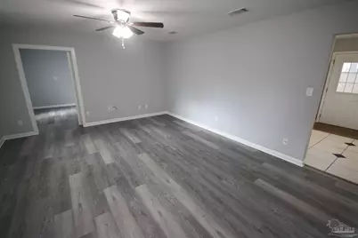 6577 Kennington Cir, Milton, FL 32570 - Photo 9