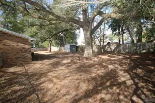 6577 Kennington Cir, Milton, FL 32570 - Photo 51