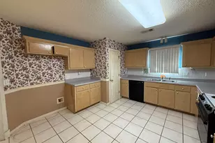 7748 Rustling Pines Dr, Milton, FL 32583 - Photo 5