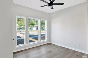 1020 N D St, Pensacola, FL 32501 - Photo 11