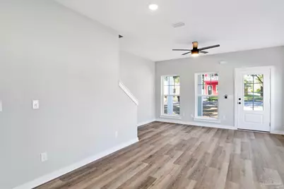 1020 N D St, Pensacola, FL 32501 - Photo 9