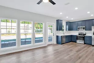 1020 N D St, Pensacola, FL 32501 - Photo 5