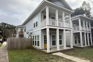 1020 N D St, Pensacola, FL 32501 - Photo 3