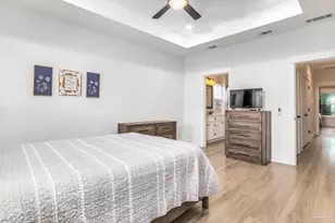 899 E Hatton St, Pensacola, FL 32503 - Photo 9