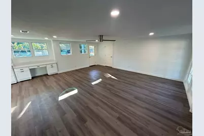 1491 N E St, Pensacola, FL 32501 - Photo 13