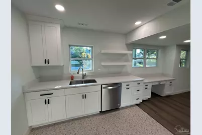 1491 N E St, Pensacola, FL 32501 - Photo 15