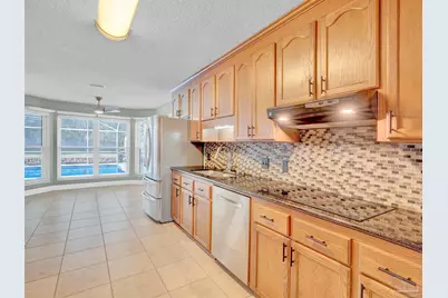 1009 Fleming Dr, Pensacola, FL 32514 - Photo 15