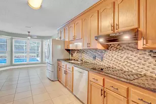 1009 Fleming Dr, Pensacola, FL 32514 - Photo 15