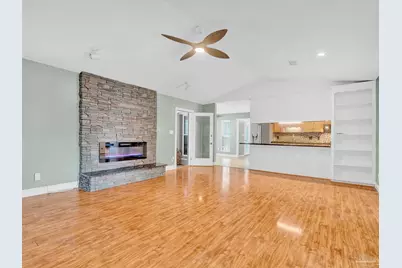 1009 Fleming Dr, Pensacola, FL 32514 - Photo 9