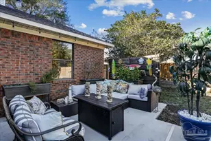 1716 Sea Lark Ln, Navarre, FL 32566 - Photo 5