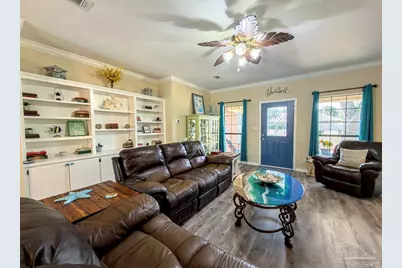 1716 Sea Lark Ln, Navarre, FL 32566 - Photo 9