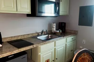 200 E East Beach Blvd, Gulf Shores, AL 36542 - Photo 9