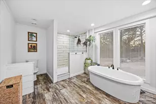 5900 Riverchase Rd, Milton, FL 32583 - Photo 21