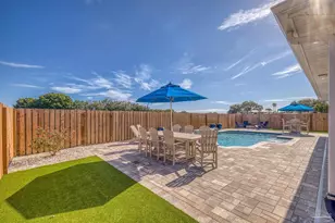 1328 Sea Grv Ct, Gulf Breeze, FL 32563 - Photo 55