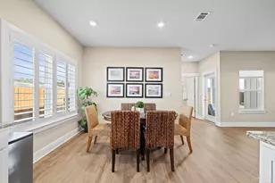 1328 Sea Grv Ct, Gulf Breeze, FL 32563 - Photo 33