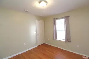 1007 W Hatton St, Pensacola, FL 32501 - Photo 11
