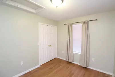 1007 W Hatton St, Pensacola, FL 32501 - Photo 7