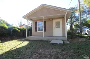 1007 W Hatton St, Pensacola, FL 32501 - Photo 1