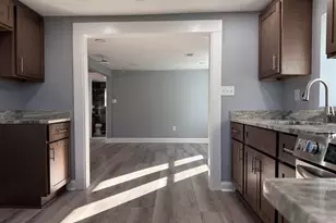 2417 V St, Pensacola, FL 32505 - Photo 11