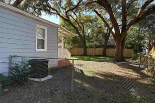 51 W Carver Dr, Pensacola, FL 32507 - Photo 3