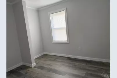 51 W Carver Dr, Pensacola, FL 32507 - Photo 9