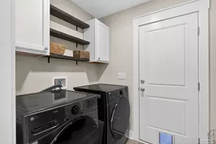 3986 Paradise Bay Dr, Gulf Breeze, FL 32563 - Photo 19