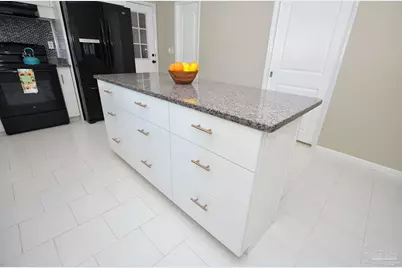 7310 W Jackson St, Pensacola, FL 32506 - Photo 15