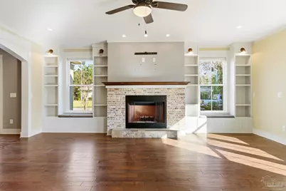 1419 E Hatton St, Pensacola, FL 32503 - Photo 9