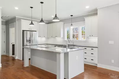 1419 E Hatton St, Pensacola, FL 32503 - Photo 13