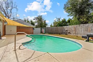 106 Hillview Cir, Panama City, FL 32405 - Photo 35