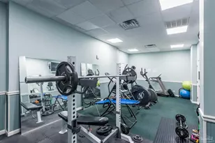 825 Bayshore Dr, Pensacola, FL 32507 - Photo 23