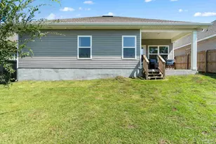 249 Camellia Dr, Cantonment, FL 32533 - Photo 33