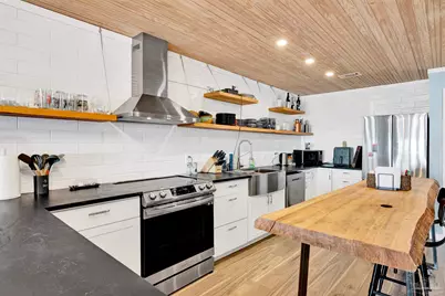 10641 Gulf Beach Hwy #D, Pensacola, FL 32507 - Photo 11