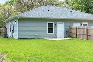 8400 Carl Dean St, Pensacola, FL 32514 - Photo 3