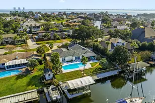 961 Aquamarine Dr, Gulf Breeze, FL 32563 - Photo 3