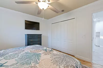961 Aquamarine Dr, Gulf Breeze, FL 32563 - Photo 61