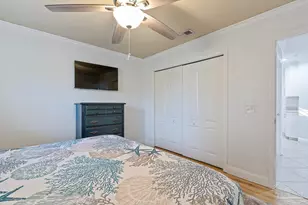 961 Aquamarine Dr, Gulf Breeze, FL 32563 - Photo 61