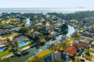 961 Aquamarine Dr, Gulf Breeze, FL 32563 - Photo 3