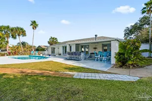 961 Aquamarine Dr, Gulf Breeze, FL 32563 - Photo 33