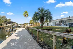 961 Aquamarine Dr, Gulf Breeze, FL 32563 - Photo 9